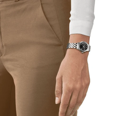 Дамски ръчен часовник с кварцов механизъм - корпус от Стомана - Стоманена верижка - цвят Черен Сив