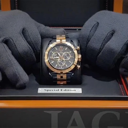 Мъжки ръчен часовник с кварцов механизъм - корпус от Стомана - Стоманена верижка - цвят Син Син