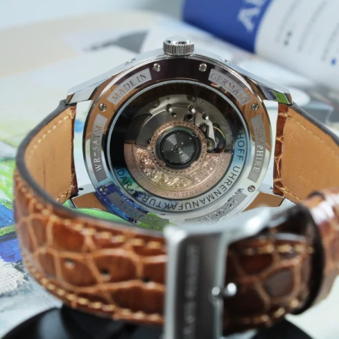 Мъжки ръчен часовник с автоматичен механизъм - корпус от Стомана - Естествена кожа - цвят Бял Кафяв