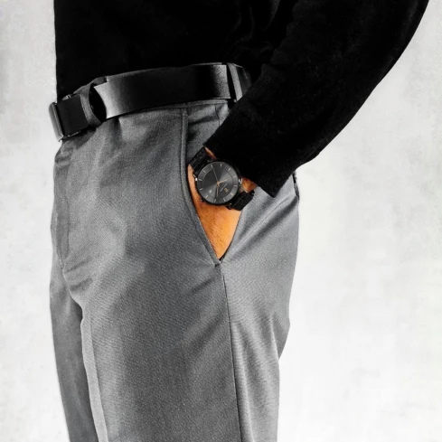 Мъжки ръчен часовник с кварцов механизъм - корпус от Стомана - Меш - цвят Черен Черен