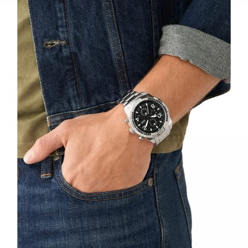 Мъжки ръчен часовник с кварцов механизъм - корпус от Стомана - Стоманена верижка - цвят Черен Кафяв