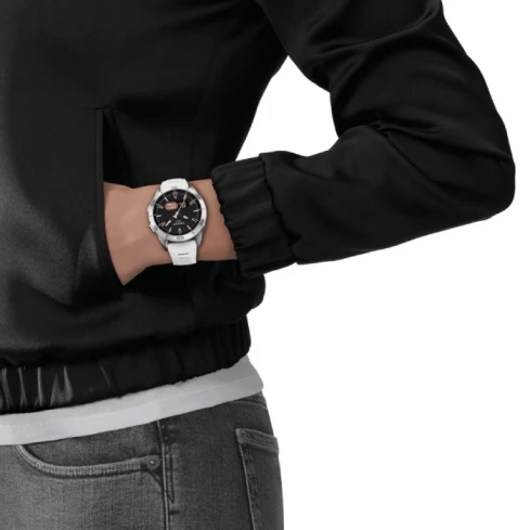 Дамски ръчен часовник с кварцов механизъм - корпус от Титан - Силиконова каишка - цвят Черен Бял