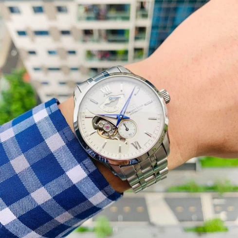 Мъжки ръчен часовник с автоматичен механизъм - корпус от Стомана - Стоманена верижка - цвят Бял Сив