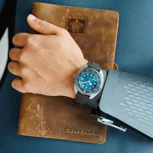 Мъжки ръчен часовник с автоматичен механизъм - корпус от Стомана - Каучук - цвят Тюркоаз Оранжев