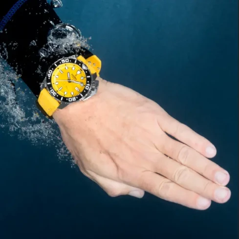 Мъжки ръчен часовник с автоматичен механизъм - корпус от Стомана и керамика - Стоманена верижка - цвят Жълт Сив