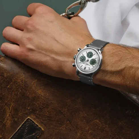 Мъжки ръчен часовник с автоматичен механизъм - корпус от Стомана - Естествена кожа - цвят Бял