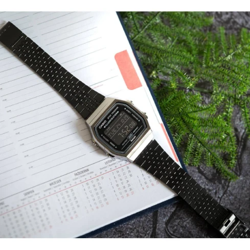 Унисекс ръчен часовник с кварцов механизъм - корпус от Полимер - Стоманена верижка - цвят Черен Черен