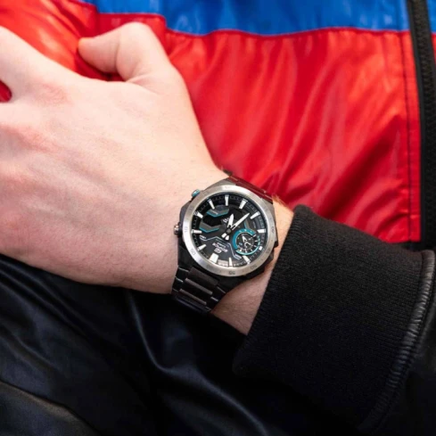 Мъжки ръчен часовник с кварцов механизъм - корпус от Стомана - Стоманена верижка - цвят Черен Син