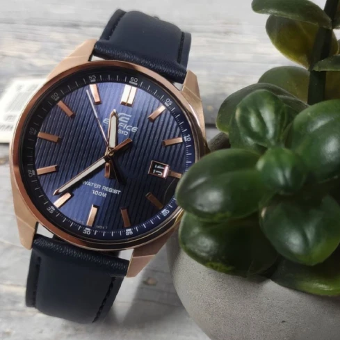 Мъжки ръчен часовник с кварцов механизъм - корпус от Стомана - Естествена кожа - цвят Син Син