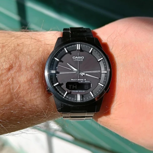 Мъжки ръчен часовник с кварцов механизъм - корпус от Стомана - Стоманена верижка - цвят Черен Черен