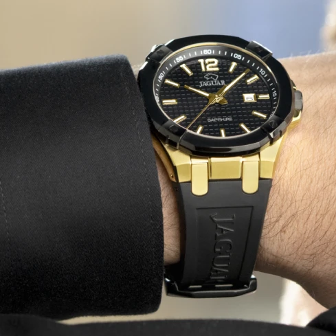 Мъжки ръчен часовник с кварцов механизъм - корпус от Стомана - Силиконова каишка - цвят Черен Черен