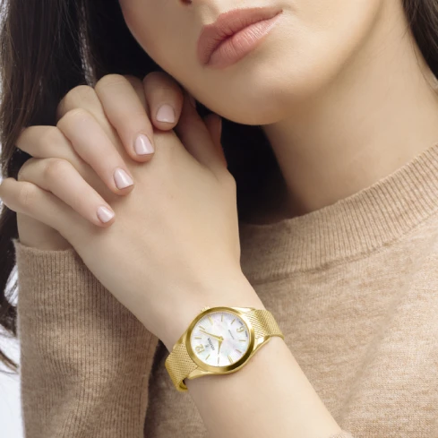 Дамски ръчен часовник с кварцов механизъм - корпус от Стомана - Меш - цвят Седеф Злато