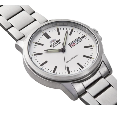 Мъжки ръчен часовник с кварцов механизъм - корпус от Стомана - Стоманена верижка - цвят Бял Сив