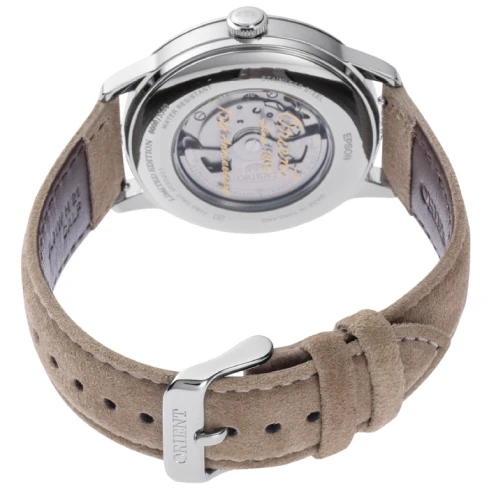 Мъжки ръчен часовник с автоматичен механизъм - корпус от Стомана - Естествена кожа - цвят Бежов Бежов