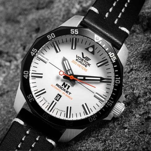 Мъжки ръчен часовник с автоматичен механизъм - корпус от Стомана - Естествена кожа - цвят Бял