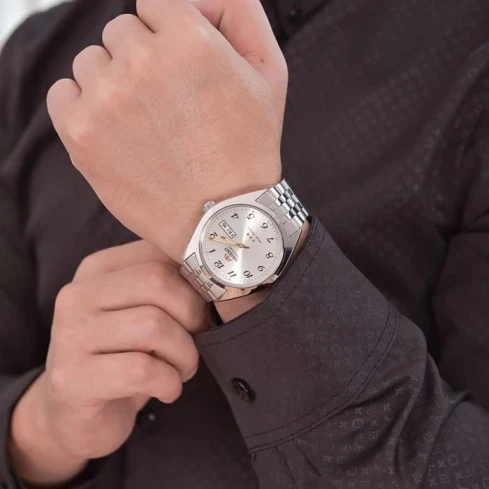 Мъжки ръчен часовник с автоматичен механизъм - корпус от Стомана - Стоманена верижка - цвят Бял Сив