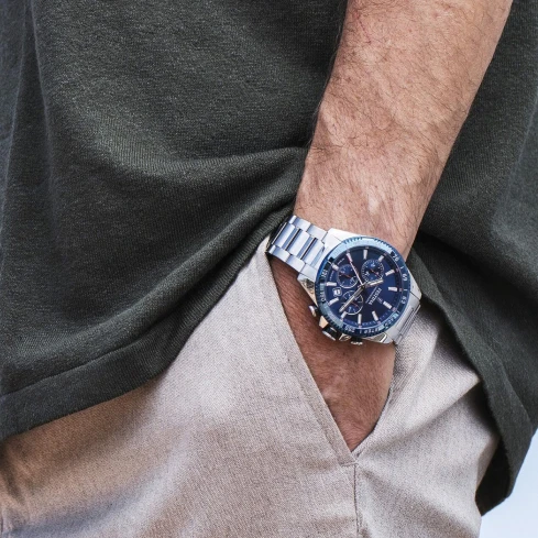 Мъжки ръчен часовник с кварцов механизъм - корпус от Стомана - Стоманена верижка - цвят Син Сив