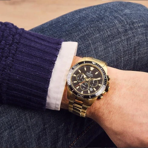 Мъжки ръчен часовник с кварцов механизъм - корпус от Стомана - Стоманена верижка - цвят Черен Злато