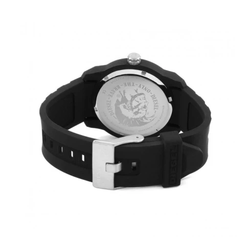 Мъжки ръчен часовник с кварцов механизъм - корпус от Полимер - Силиконова каишка - цвят Черен Черен