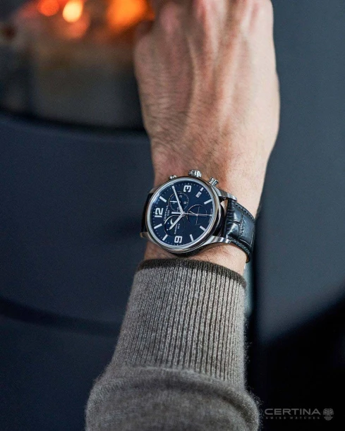 Мъжки ръчен часовник с кварцов механизъм - корпус от Стомана - Естествена кожа - цвят Син Черен