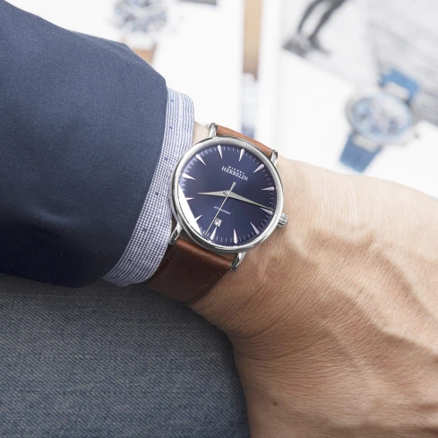 Мъжки ръчен часовник с автоматичен механизъм - корпус от Стомана - Естествена кожа - цвят Син Кафяв