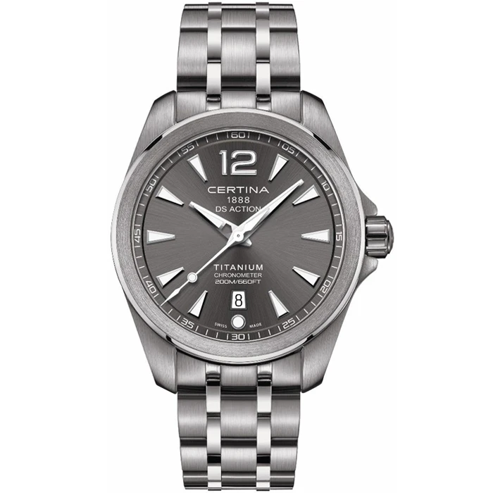 Мъжки ръчен часовник с кварцов механизъм - корпус от Титан - Титаниева верижка - цвят Сив Сив