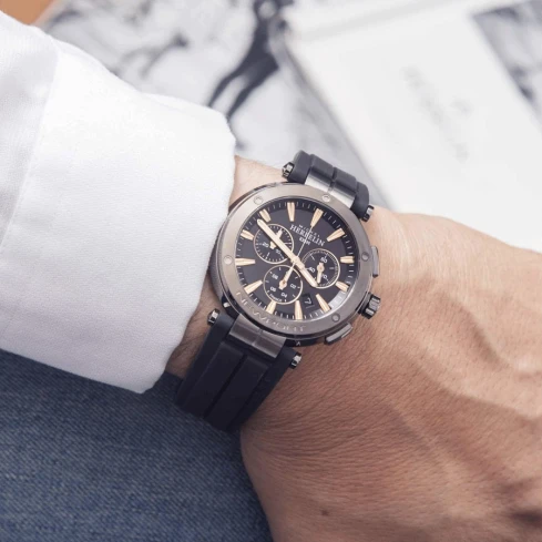 Мъжки ръчен часовник с кварцов механизъм - корпус от Стомана - Силиконова каишка - цвят Черен Черен