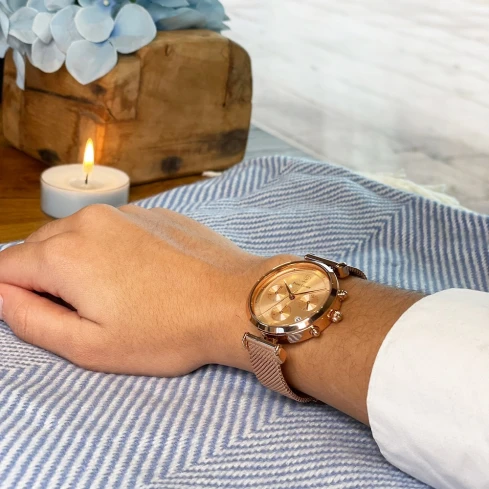 Дамски ръчен часовник с кварцов механизъм - корпус от Стомана - Меш - цвят Розово Злато