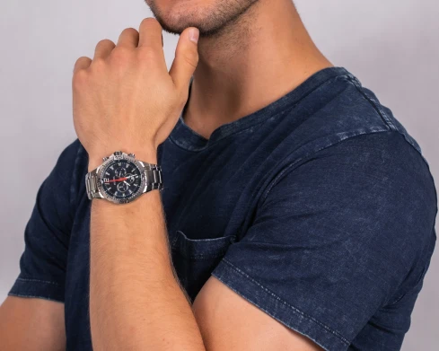 Мъжки ръчен часовник с кварцов механизъм - корпус от Стомана - Стоманена верижка - цвят Син Сив