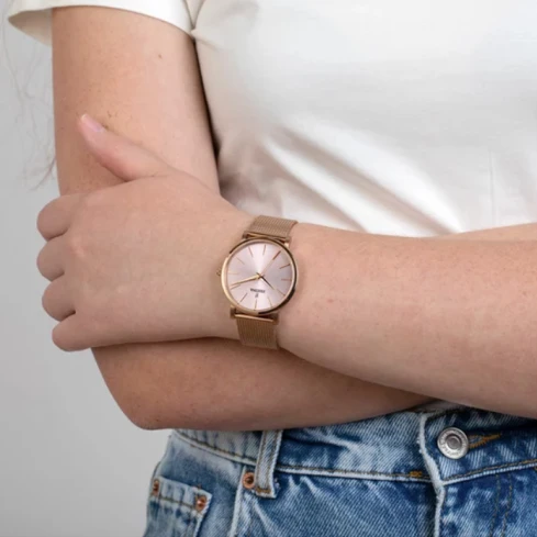 Дамски ръчен часовник с кварцов механизъм - корпус от Стомана - Меш - цвят Черен Розово Злато