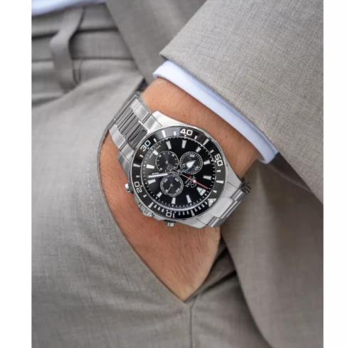 Мъжки ръчен часовник с кварцов механизъм - корпус от Стомана - Стоманена верижка - цвят Черен Сив