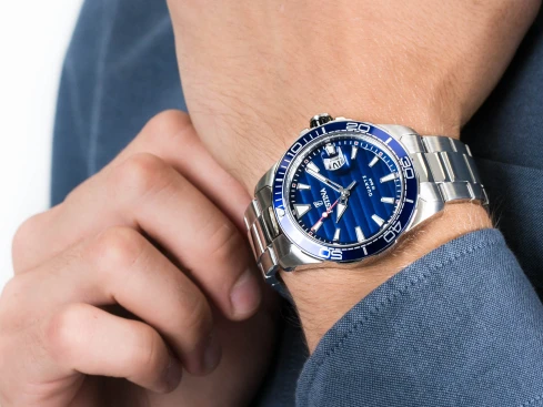 Мъжки ръчен часовник с кварцов механизъм - корпус от Стомана - Стоманена верижка - цвят Син Сив