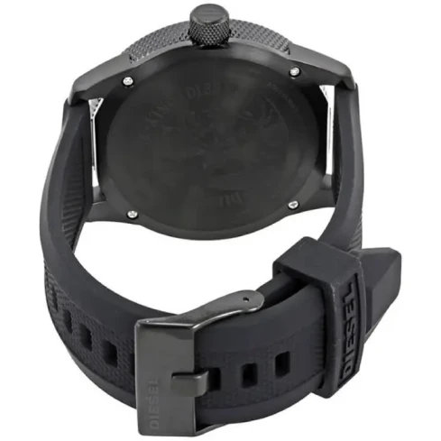 Мъжки ръчен часовник с кварцов механизъм - корпус от Стомана - Силиконова каишка - цвят Черен Черен