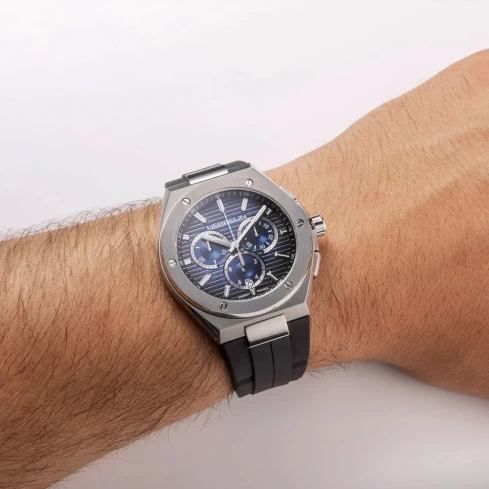 Мъжки ръчен часовник с кварцов механизъм - корпус от Стомана - Силиконова каишка - цвят Син Черен