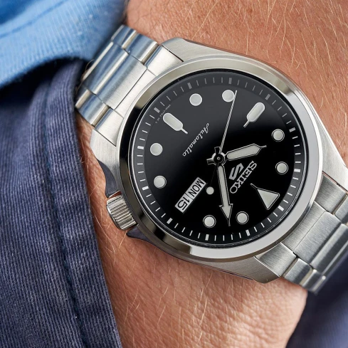 Мъжки ръчен часовник с автоматичен механизъм - корпус от Стомана - Стоманена верижка - цвят Черен Сив