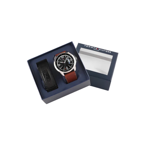 Мъжки ръчен часовник с кварцов механизъм - корпус от Стомана - Естествена кожа - цвят Черен Кафяв