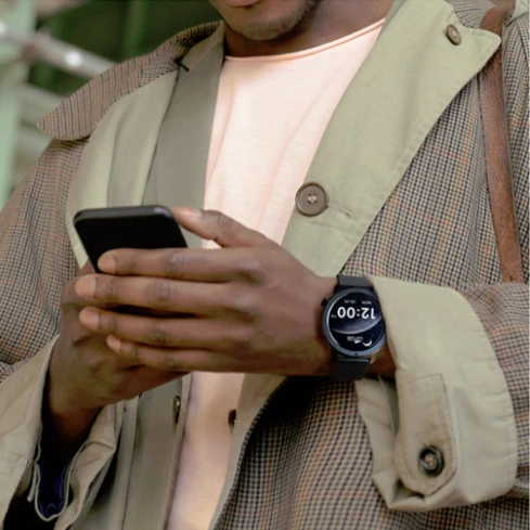 Мъжки ръчен часовник с смарт дигитален механизъм - корпус от Цинкови сплави - Меш - цвят Черен Черен