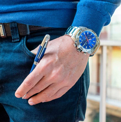 Мъжки ръчен часовник с кварцов механизъм - корпус от Стомана - Стоманена верижка - цвят Син Сив