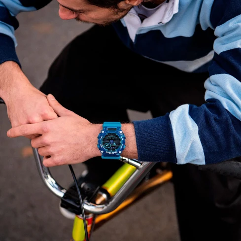 Мъжки ръчен часовник с кварцов механизъм - корпус от Полимер - Полимер - цвят Черен Син