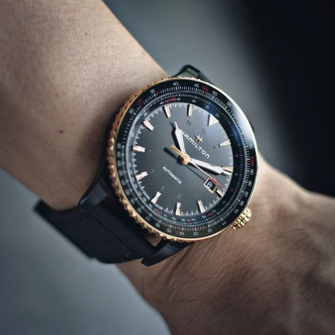 Мъжки ръчен часовник с автоматичен механизъм - корпус от Стомана - Естествена кожа - цвят Черен Черен