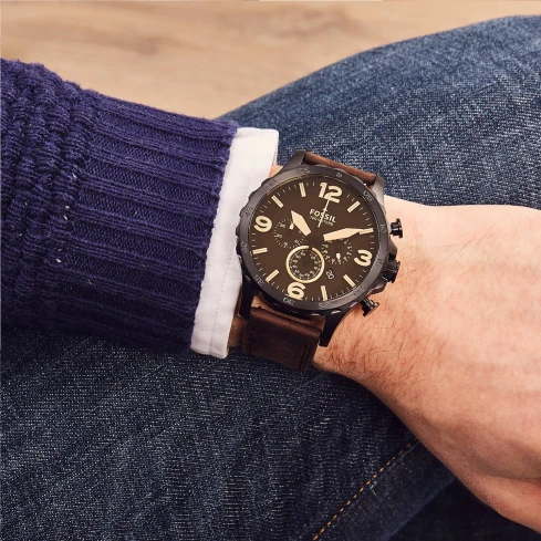 Мъжки ръчен часовник с кварцов механизъм - корпус от Стомана - Естествена кожа - цвят Кафяв Кафяв