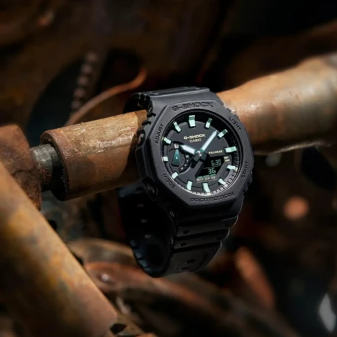 Мъжки ръчен часовник с кварцов механизъм - корпус от Карбон - Полимер - цвят Черен