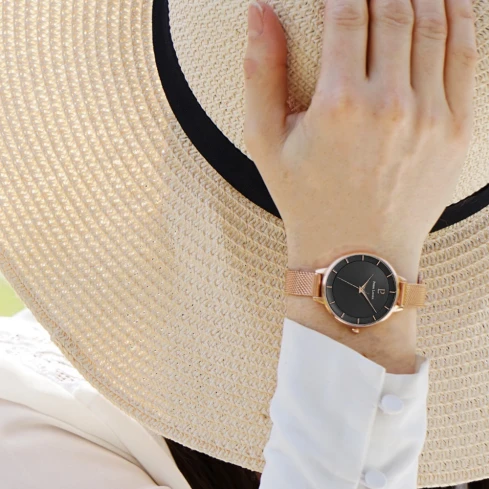 Дамски ръчен часовник с кварцов механизъм - корпус от Стомана - Меш - цвят Черен Розово Злато