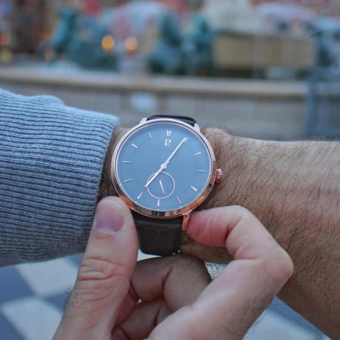 Мъжки ръчен часовник с кварцов механизъм - корпус от Стомана - Естествена кожа - цвят Сив Кафяв