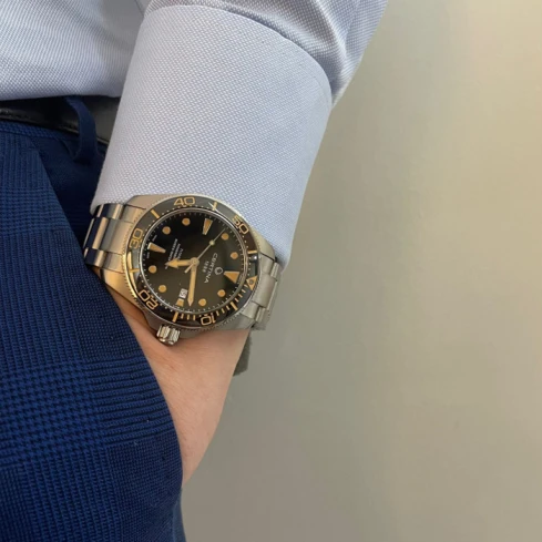 Мъжки ръчен часовник с автоматичен механизъм - корпус от Титан - Титаниева верижка - цвят Черен Сив