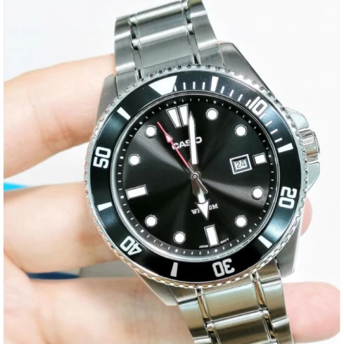 Мъжки ръчен часовник с кварцов механизъм - корпус от Стомана - Стоманена верижка - цвят Черен Сив