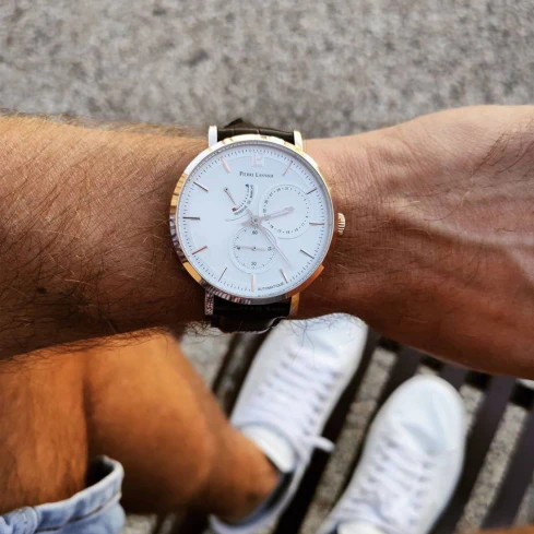 Мъжки ръчен часовник с автоматичен механизъм - корпус от Стомана - Естествена кожа - цвят Бял Кафяв