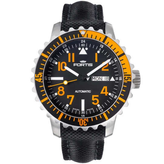 Мъжки ръчен часовник с механизъм - цвят Черен