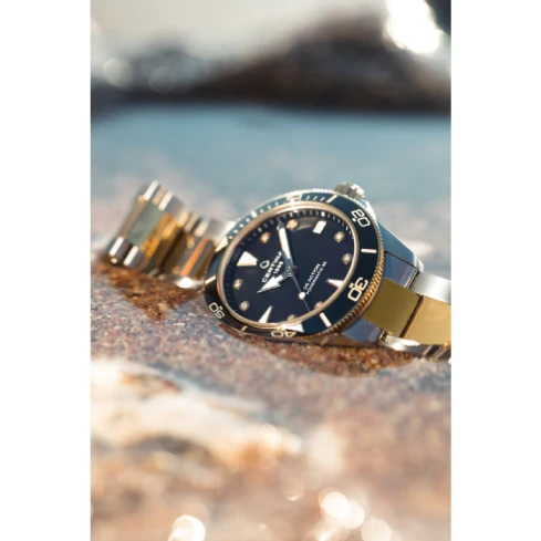 Дамски ръчен часовник с автоматичен механизъм - корпус от Стомана - Стоманена верижка - цвят Седеф Злато