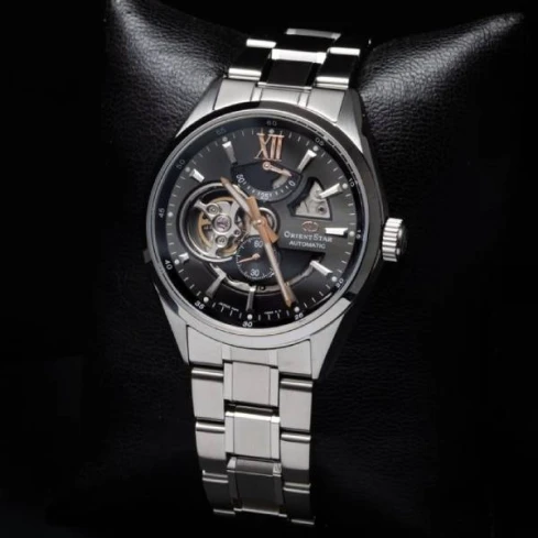 Мъжки ръчен часовник с автоматичен механизъм - корпус от Стомана - Стоманена верижка - цвят Сив